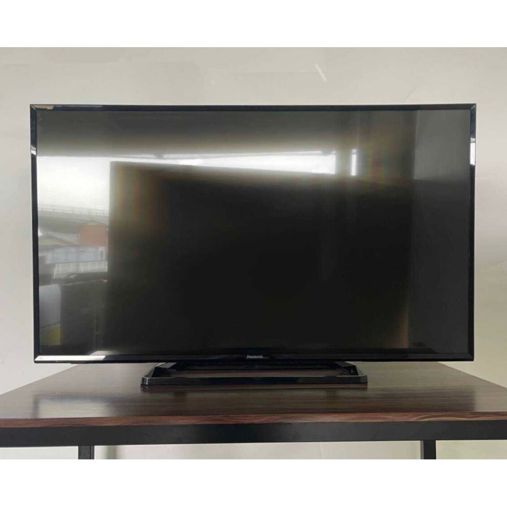４９Ｖ型液晶テレビ［ブラック］